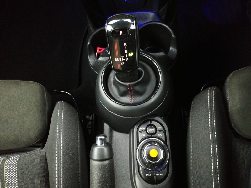 Used MINI Hatch 2019 for sale - 77580351: Photo 12