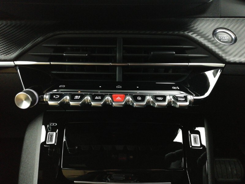 Used Peugeot 2008 2025 for sale - 76548672: Photo 13