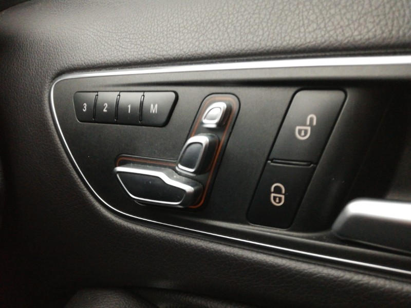 Used Mercedes-Benz GLA 2018 for sale - 78023583: Photo 17