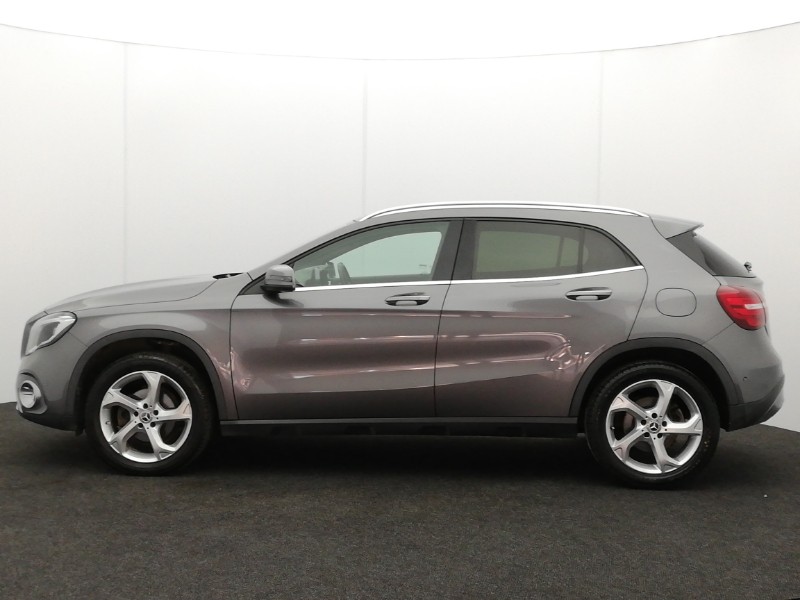 Used Mercedes-Benz GLA 2018 for sale - 78023583: Photo 4