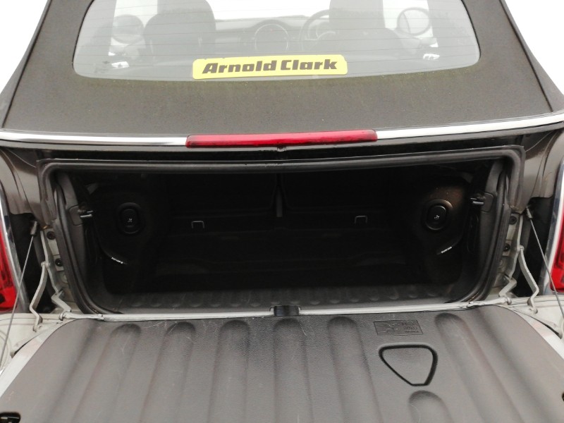 Used MINI Convertible 2019 for sale - 77605992: Photo 8