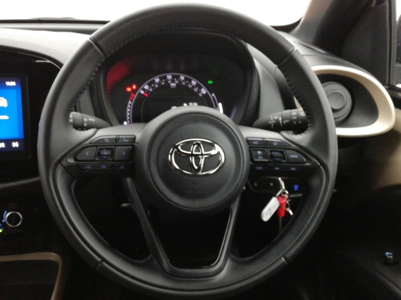 Used Toyota Aygo X 2024 for sale - 78065943: Photo 11