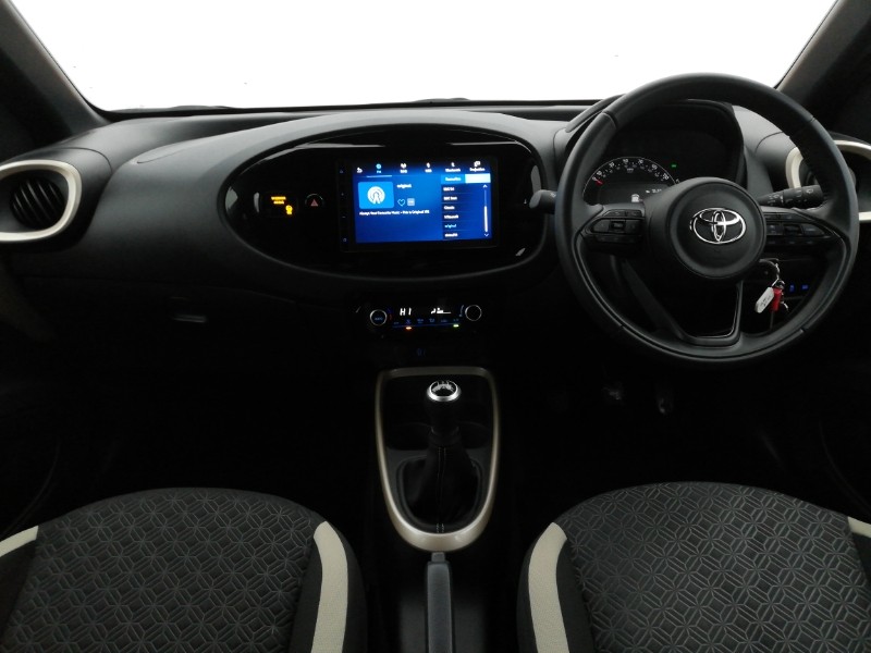 Used Toyota Aygo X 2024 for sale - 78065943: Photo 2