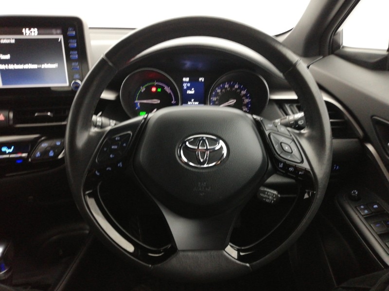 Used Toyota C-HR 2021 for sale - 76741670: Photo 11