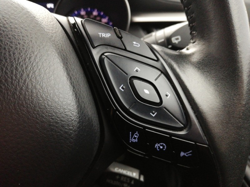 Used Toyota C-HR 2021 for sale - 76741670: Photo 14