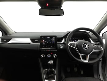 Used Renault Captur 2023 for sale - 79523001: Photo