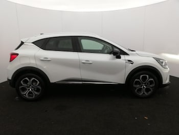 Used Renault Captur 2023 for sale - 79523001: Photo