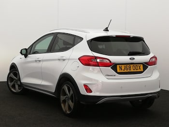 Used Ford Fiesta 2018 for sale - 79231371: Photo