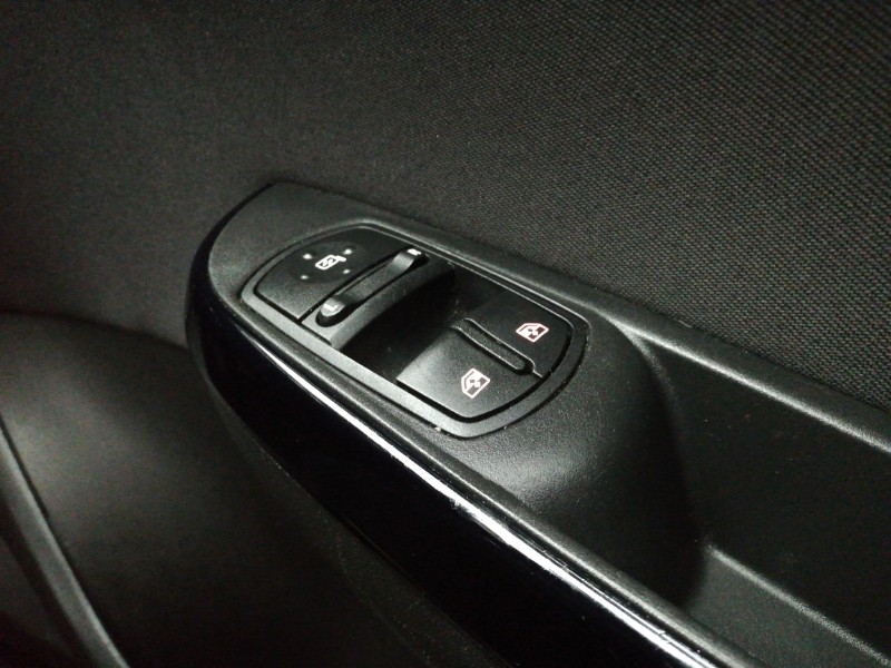 Used Vauxhall Corsa 2017 for sale - 77070107: Photo 16