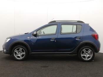 Used Dacia Sandero Stepway 2018 for sale - 79510715: Photo
