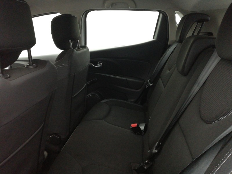 Used Renault Clio 2018 for sale - 76414624: Photo 6