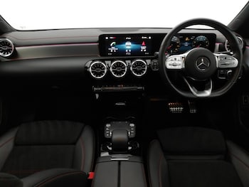 Used Mercedes-Benz CLA 2023 for sale - 76208592: Photo 2
