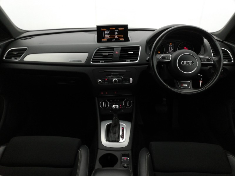 Used Audi Q3 2016 for sale - 76880328: Photo 2