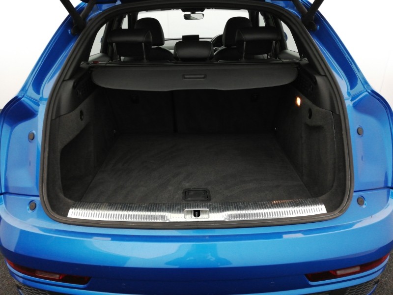 Used Audi Q3 2016 for sale - 76880328: Photo 8