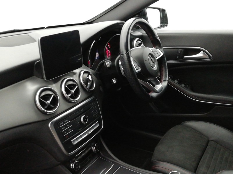 Used Mercedes-Benz CLA 2019 for sale - 76854021: Photo 5