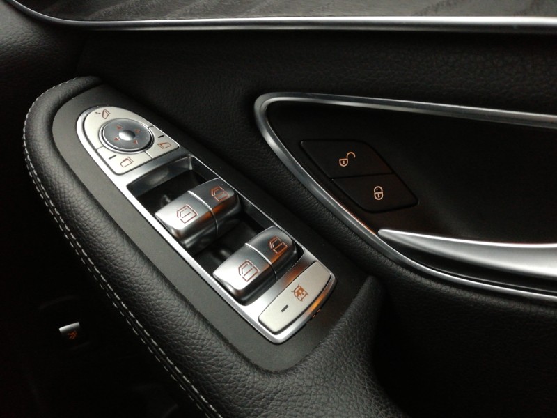 Used Mercedes-Benz GLC 2018 for sale - 76639448: Photo 15