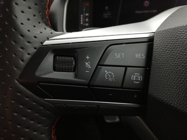 Used SEAT Arona 2024 for sale - 75486187: Photo 13