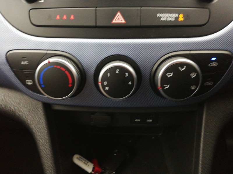 Used Hyundai i10 2014 for sale - 77053157: Photo 13