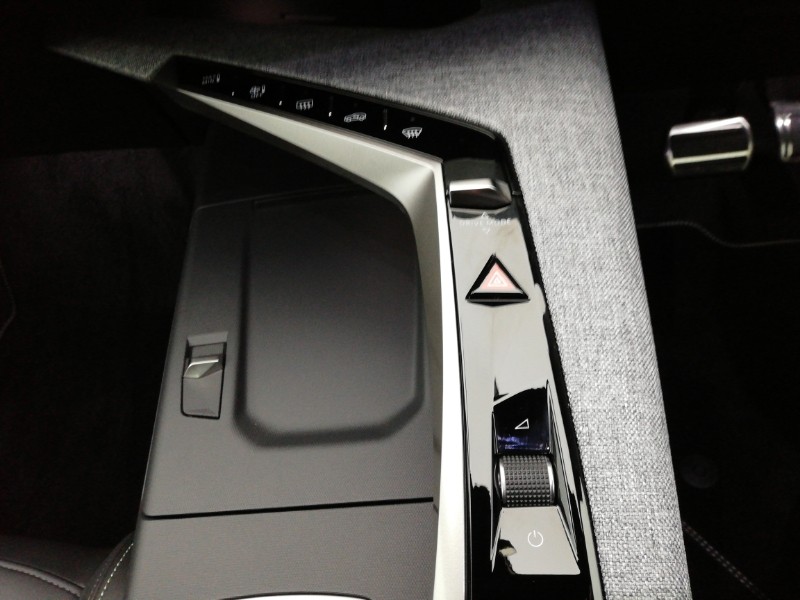 Used Peugeot 5008 2025 for sale - 77112057: Photo 12