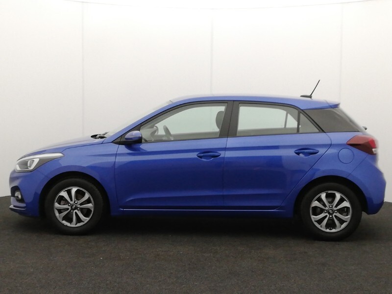 Used Hyundai i20 2019 for sale - 77832590: Photo 4