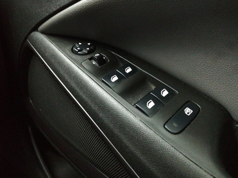 Used Vauxhall Crossland X 2017 for sale - 77964069: Photo 16