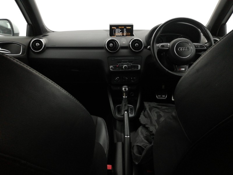 Used Audi A1 2016 for sale - 76475558: Photo 2