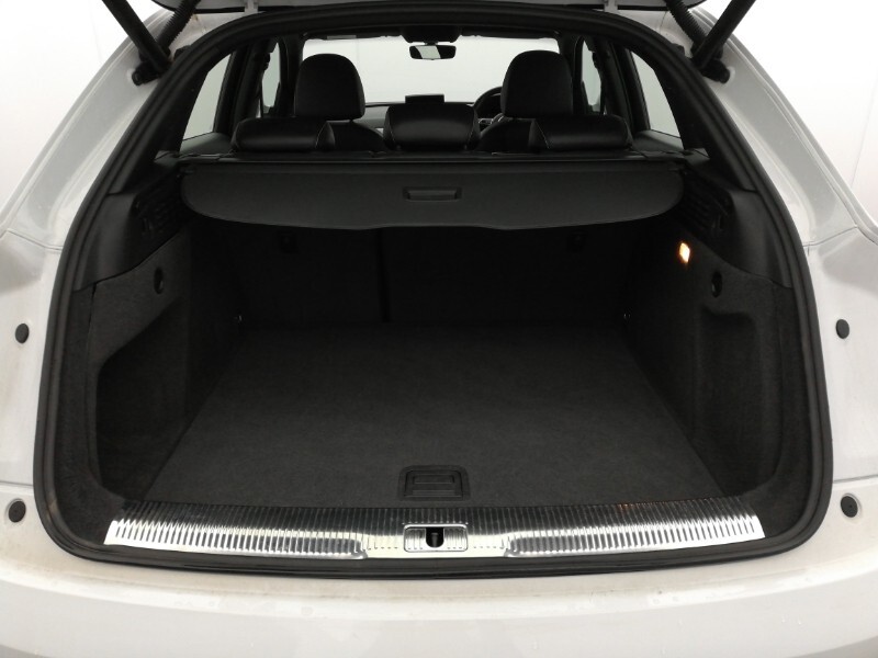 Used Audi Q3 2018 for sale - 77078220: Photo 8