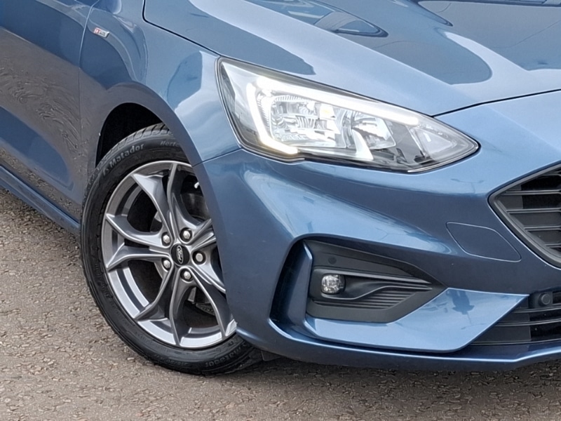 Used Ford Focus 2021 for sale - 76378708: Photo 9