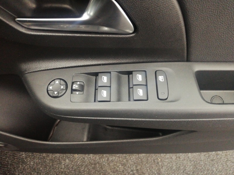 Used Vauxhall Corsa 2023 for sale - 76354459: Photo 15