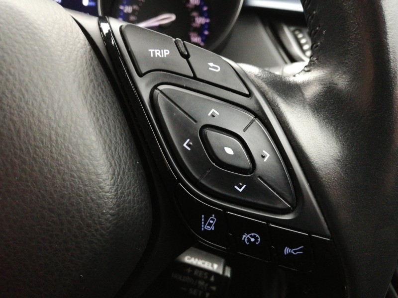 Used Toyota C-HR 2020 for sale - 76172075: Photo 14