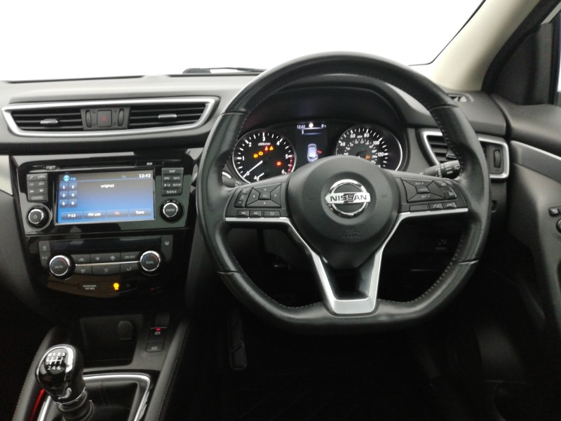 Used Nissan Qashqai 2017 for sale - 76815804: Photo 7