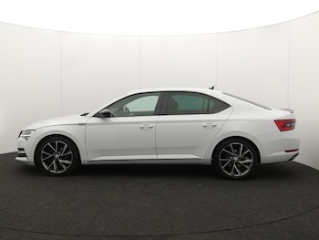 Used Skoda Superb 2022 for sale - 75933913: Photo