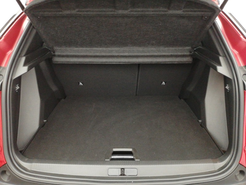 Used Peugeot 2008 2023 for sale - 78126360: Photo 8