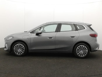 Used BMW 2 Series 2023 for sale - 79332812: Photo