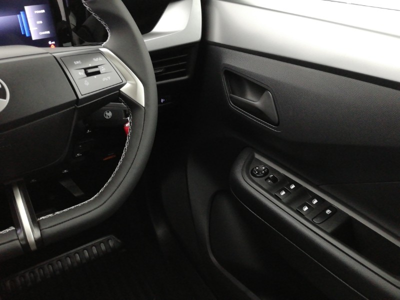 Used Vauxhall Frontera 2025 for sale - 76932371: Photo 11