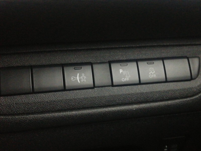 Used Peugeot 208 2017 for sale - 78155843: Photo 15