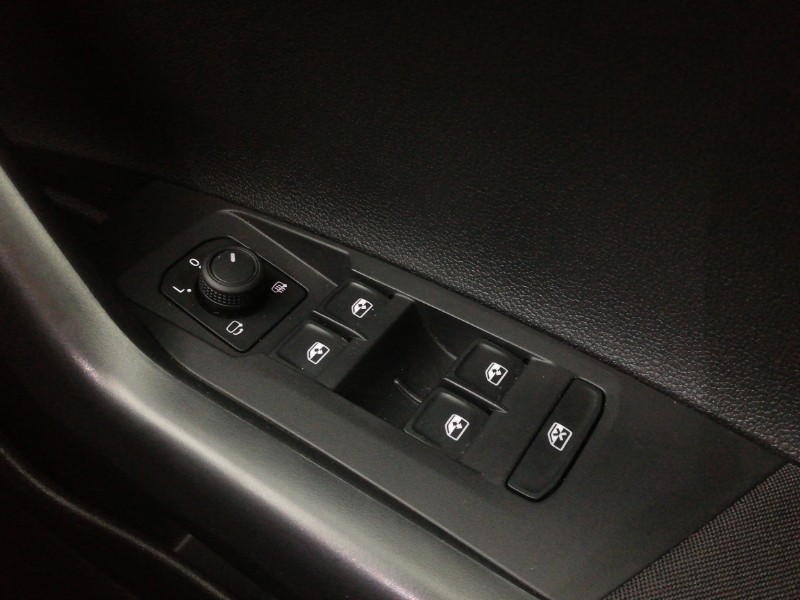 Used Volkswagen Taigo 2023 for sale - 78151137: Photo 15