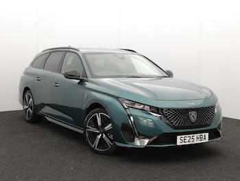 2025 - 1.2 Hybrid 136 GT 5dr e-DSC6