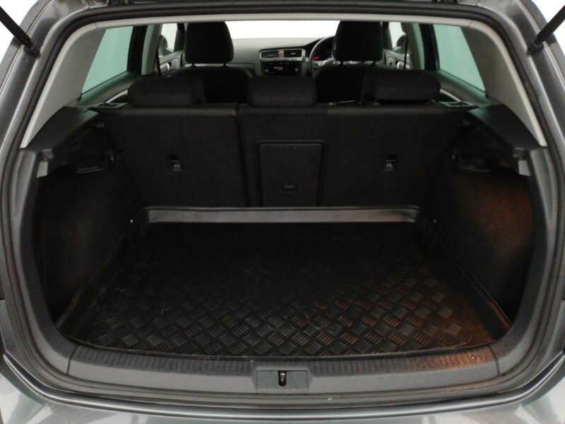 Used Volkswagen Golf 2020 for sale - 77495429: Photo 8