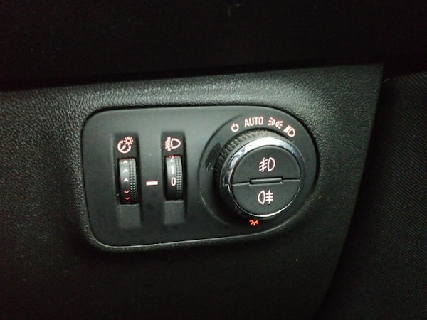 Used Vauxhall Corsa 2018 for sale - 76301917: Photo 17