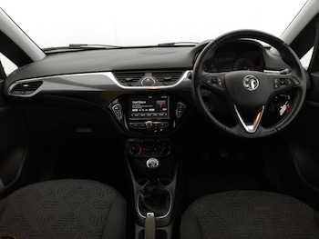 Used Vauxhall Corsa 2018 for sale - 76301917: Photo 2