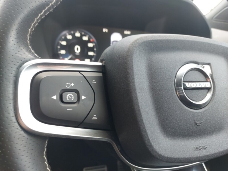 Used Volvo XC40 2021 for sale - 77816530: Photo 15