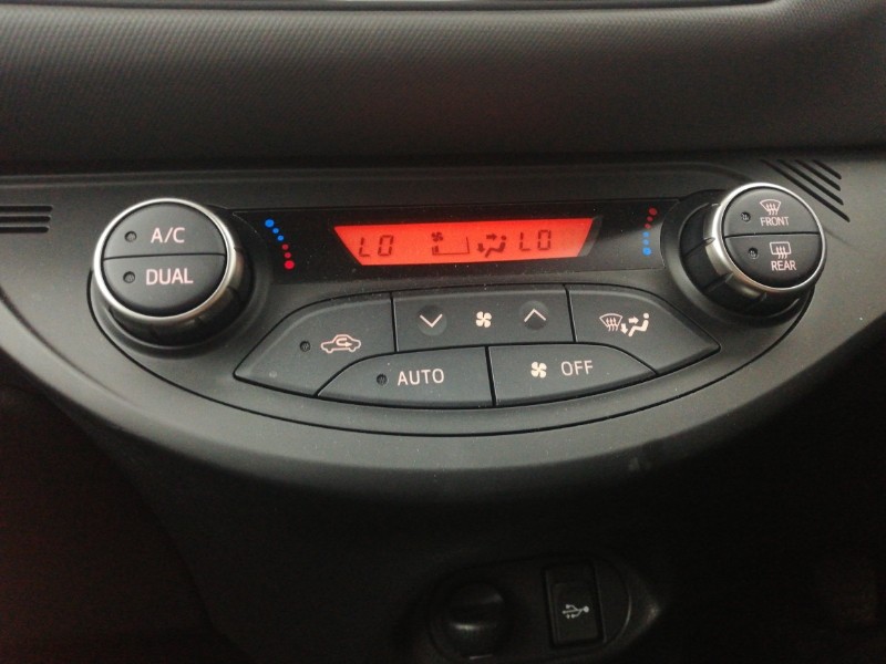 Used Toyota Yaris 2016 for sale - 78219772: Photo 14