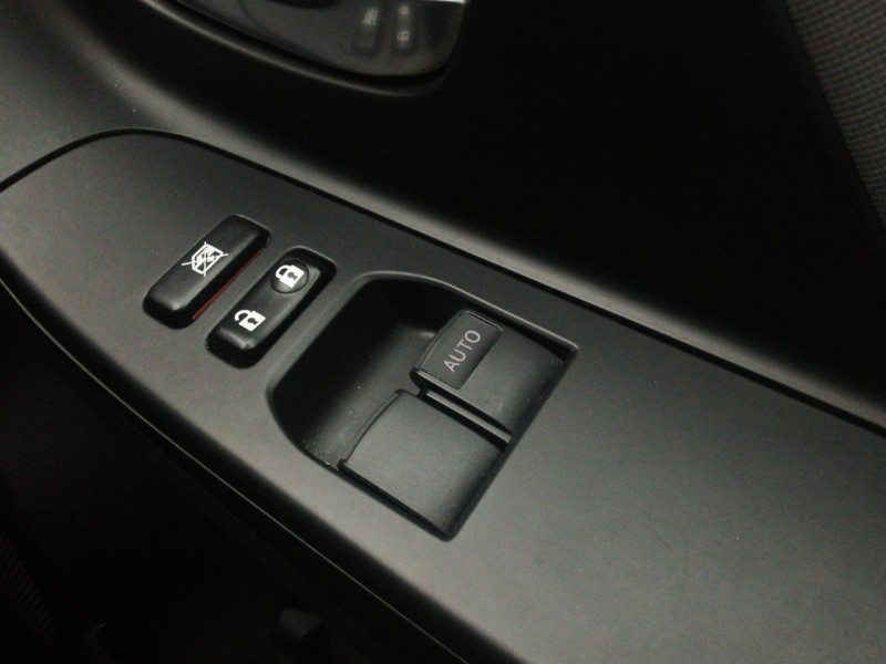 Used Toyota Yaris 2016 for sale - 78219772: Photo 15