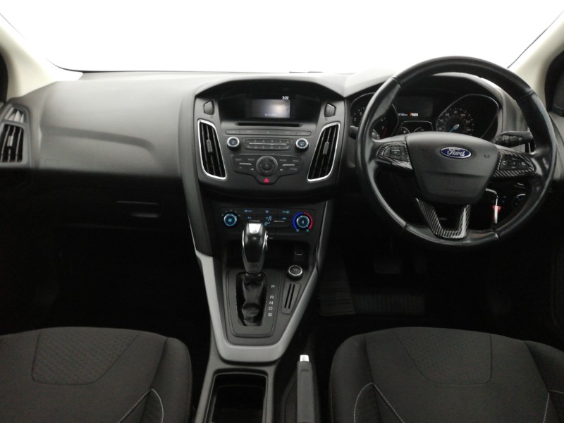 Used Ford Focus 2015 for sale - 76639431: Photo 2