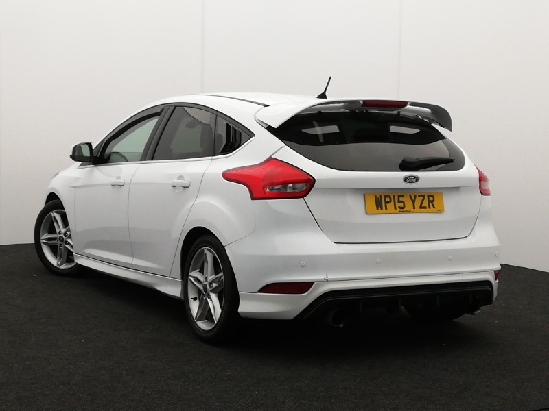 Used Ford Focus 2015 for sale - 76639431: Photo 3