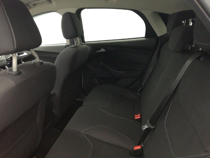 Used Ford Focus 2015 for sale - 76639431: Photo 6
