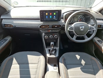Used Dacia Sandero Stepway 2022 for sale - 79372945: Photo