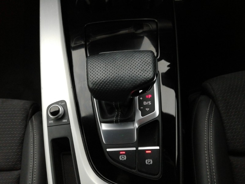 Used Audi A4 2023 for sale - 77352606: Photo 12