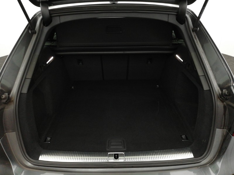 Used Audi A4 2023 for sale - 77352606: Photo 8